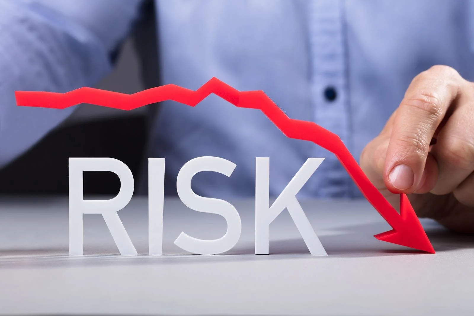 How Can Freight Brokers Minimize their Risk?
